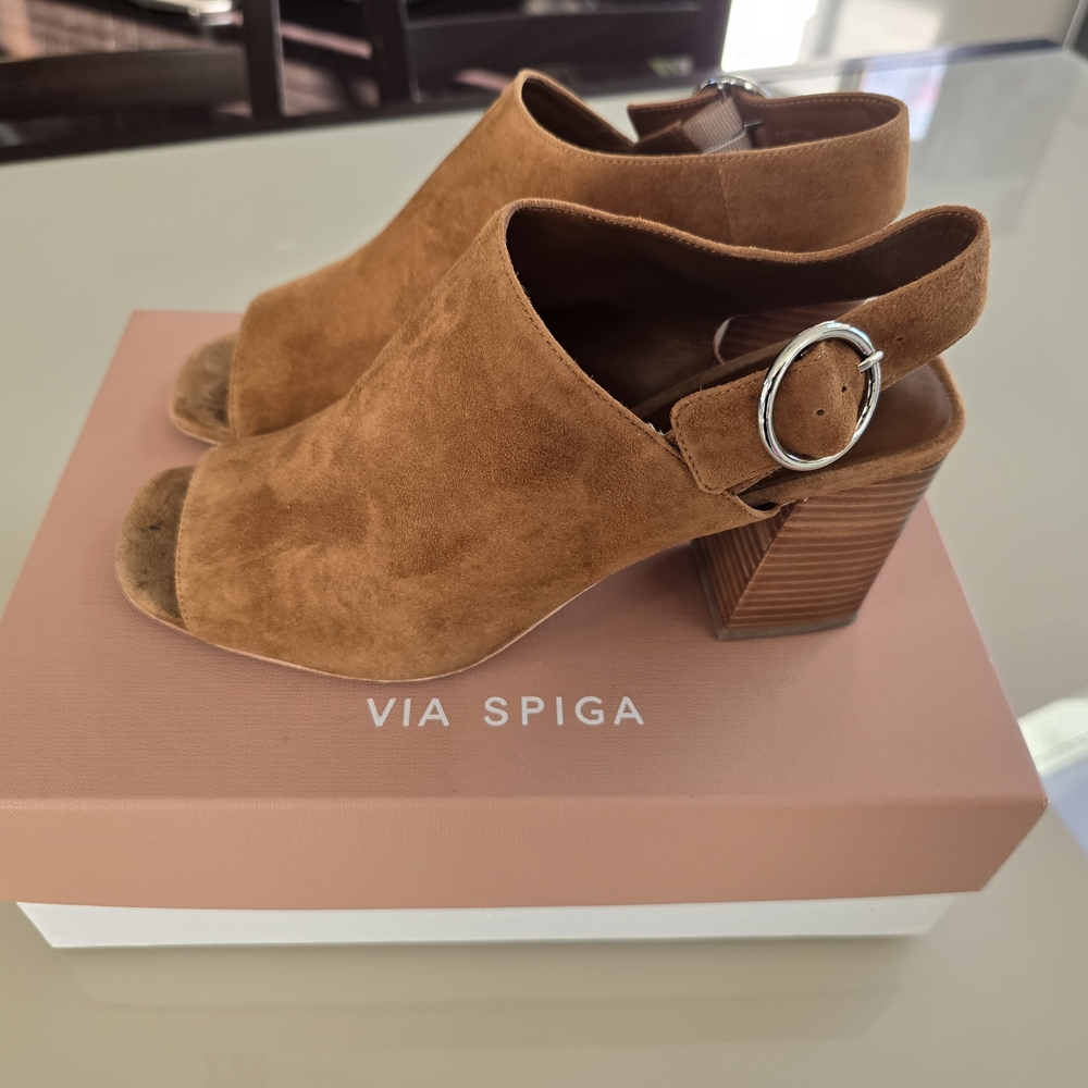 Via Spiga Tan Suede Block Heel Mules